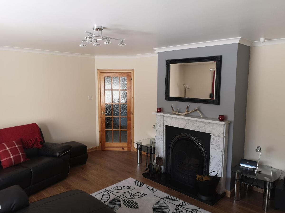 Large Private 3 Bed Bungalow Villa Stornoway  Exterior photo