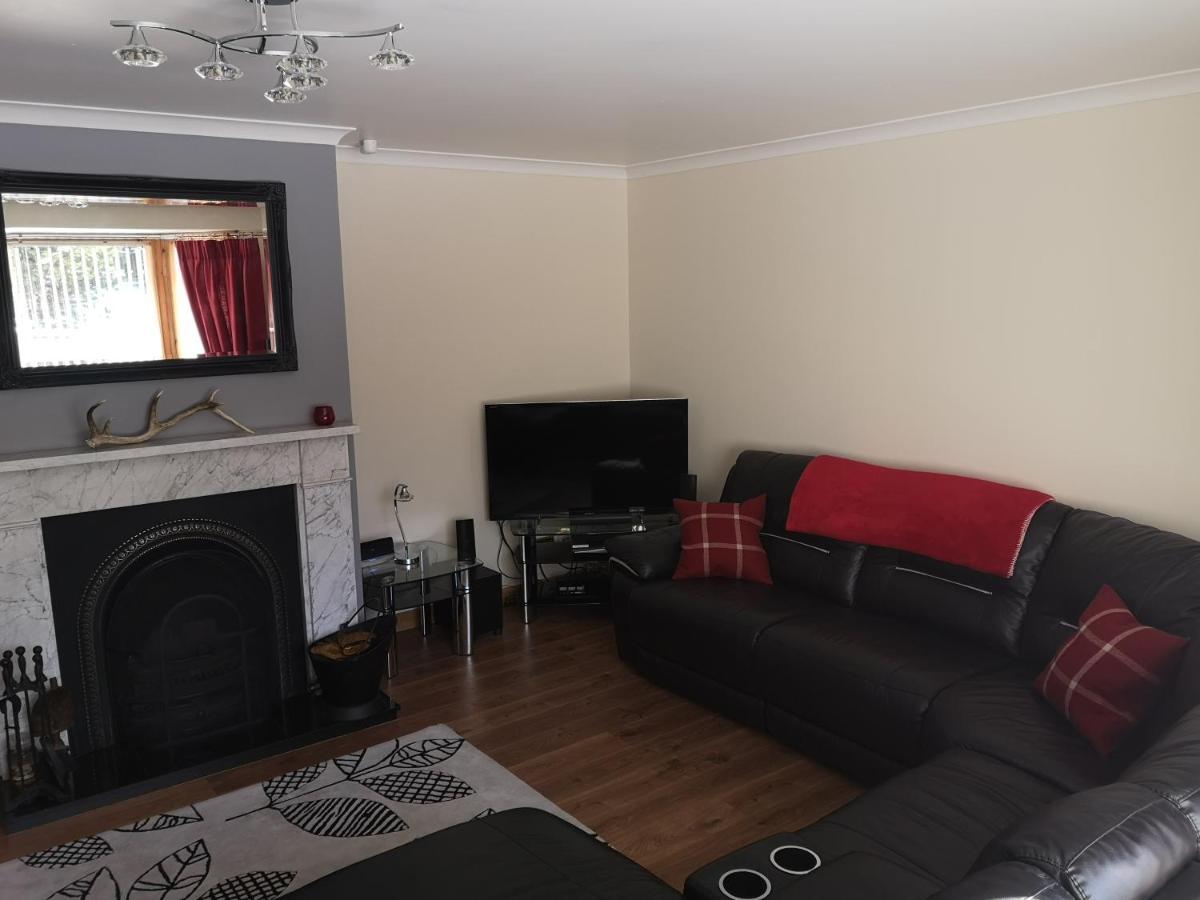 Large Private 3 Bed Bungalow Villa Stornoway  Exterior photo